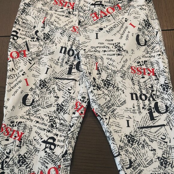 NEW w/o tags NY & Co. Pull-On Capri Stretch Pants - Picture 3 of 5